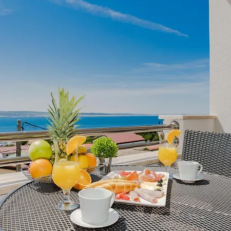 Apartmani Tomeri Starigrad Paklenica Exterior foto