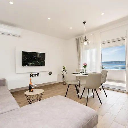 Apartmani Tomeri Starigrad Paklenica Exterior foto