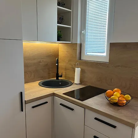 Apartmani Tomeri Starigrad Paklenica Exterior foto