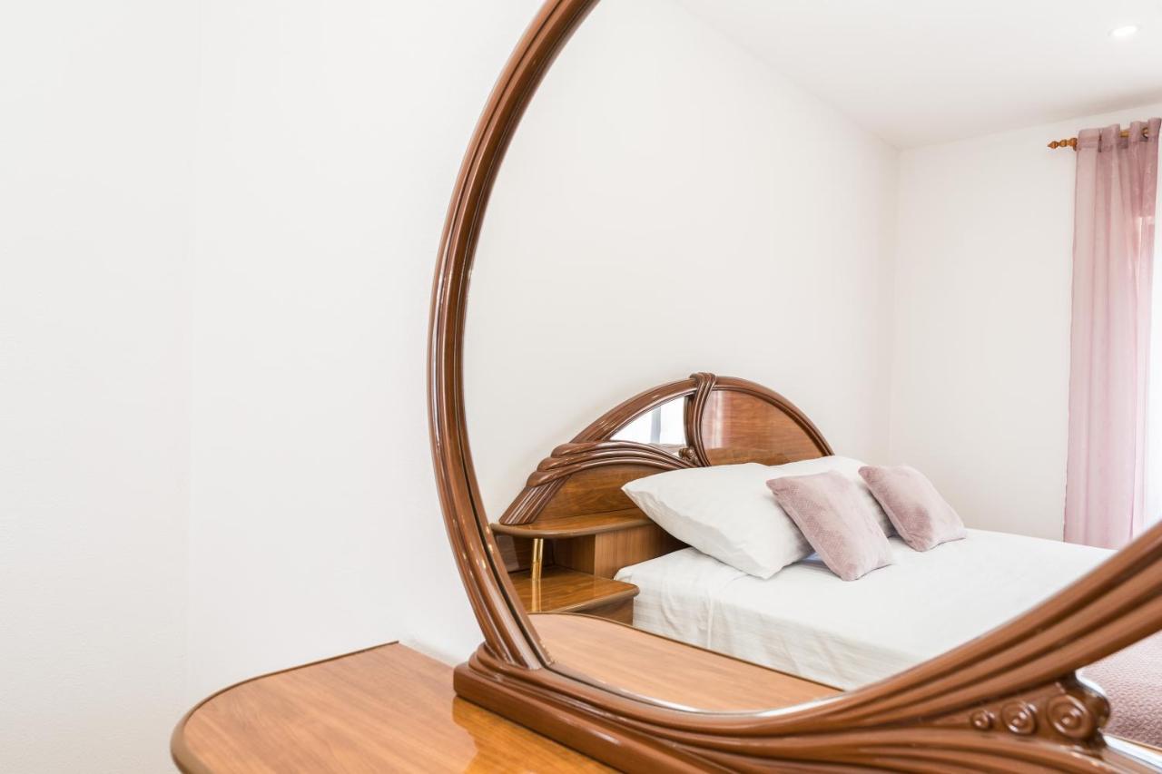 Appartement Tomeri *